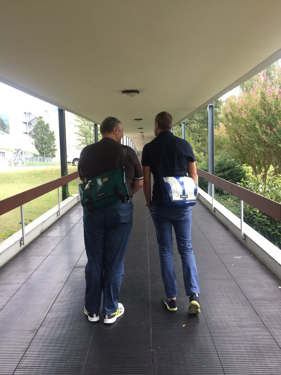 @alebertoz <a href="/DannyRauseo/">Danny Rauseo</a> dove vanno? Non lo so ma alle 17:00 mi sa che li sentirò 😜#RSIreteuno