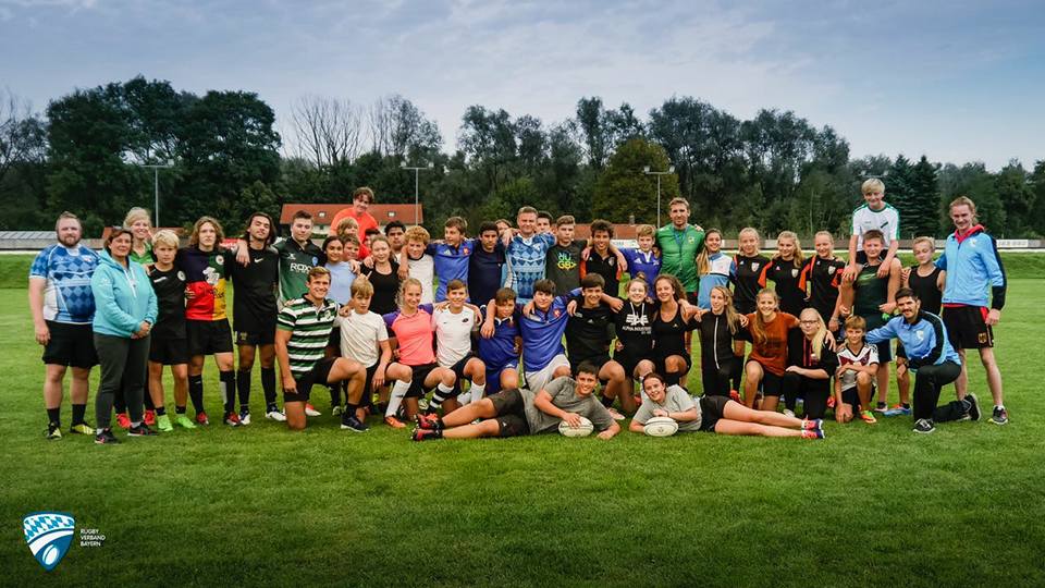 Die @DRVRugby Nationalspieler Coetzee und Liebig unterstützten im Auftrag der WRA das RVBY Sommercamp in Mühldorf bit.ly/2eVzndC