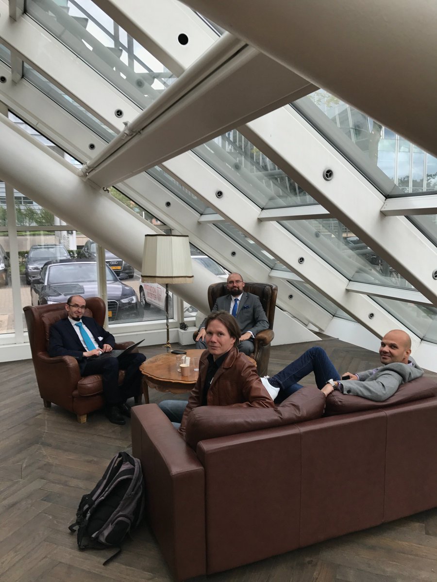 Some in-between chatting and relaxing happening in our orangery at <a href="/B_connects/">B. Amsterdam</a> 😀 <a href="/CartDefender/">Cart Defender</a> @consentiohq