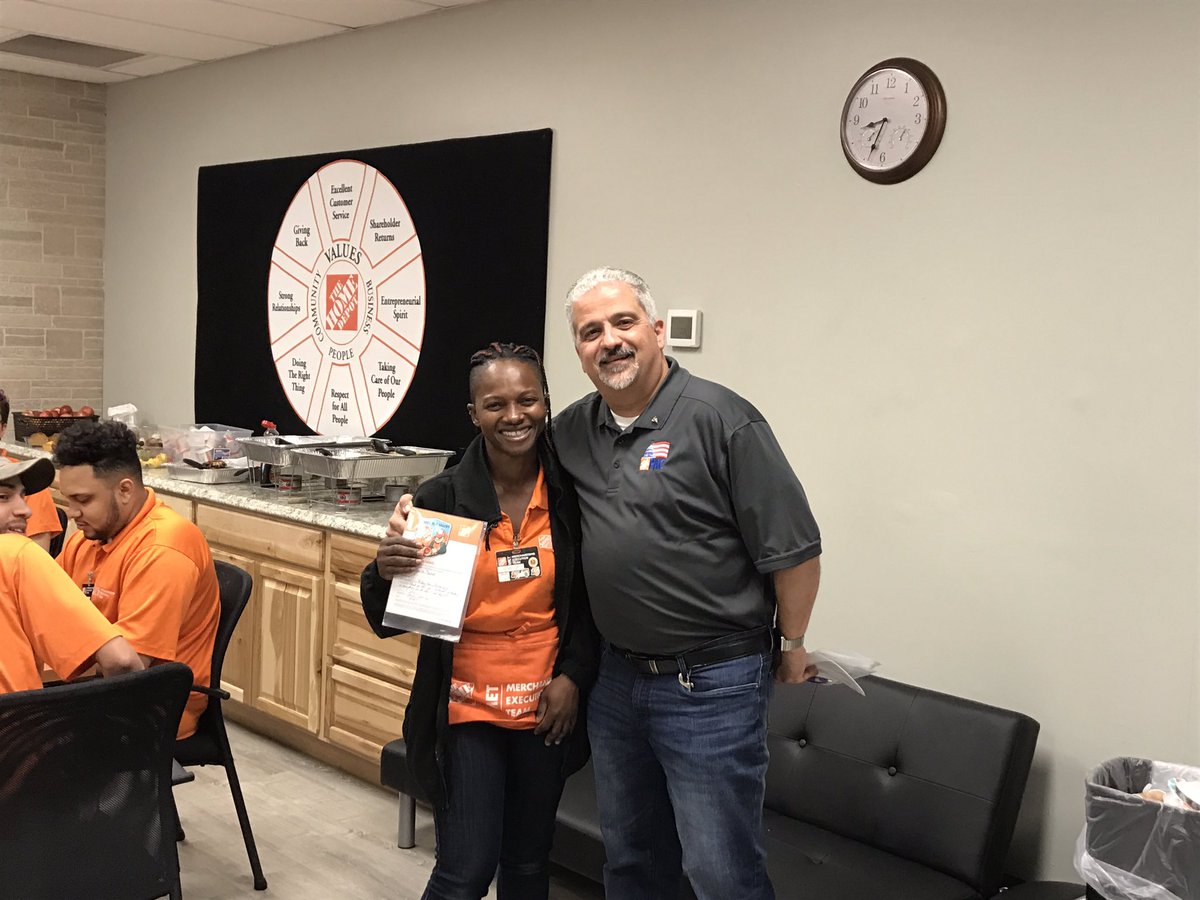 Met/ store partnership. Awesome breakfast and even better recognition for our partners! Thank you for all you do.<a href="/2685_a/">MethuenHomeDepot</a> @ <a href="/CianciFran/">Frances Cianci</a>