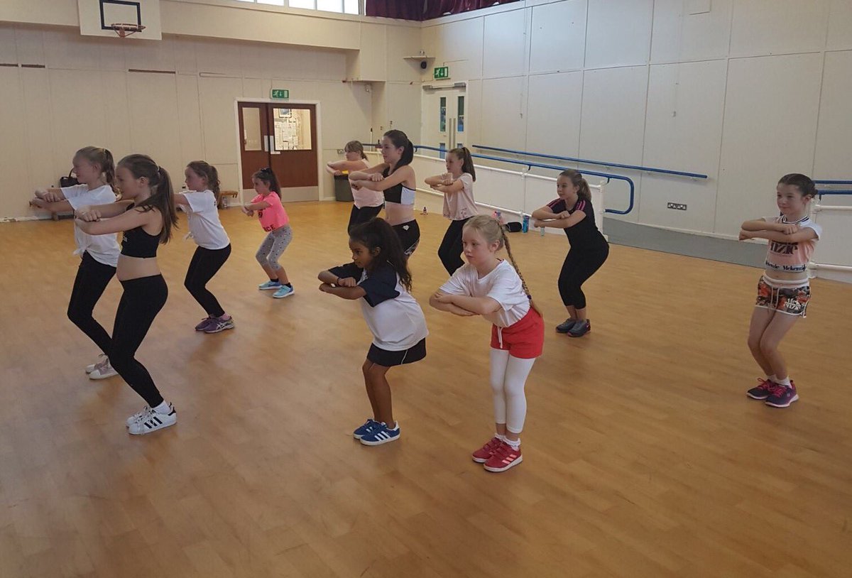 💃 Our youth and elite dance teams celebrating <a href="/WWellfest/">Wellfest</a> at their #PLKicks session this evening. #TheDeal <a href="/WiganCouncil/">Wigan Council</a> <a href="/PLCommunities/">Premier League Communities</a>
