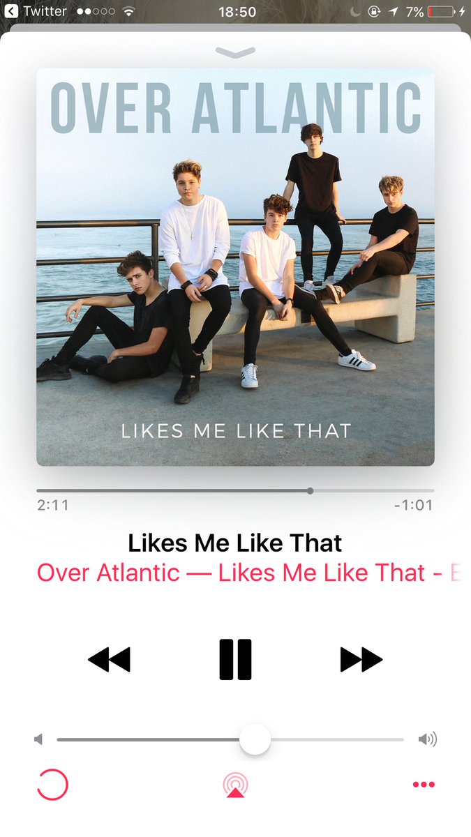 AtlanticObses's tweet image. I'm supposed to be doing my a level art work....