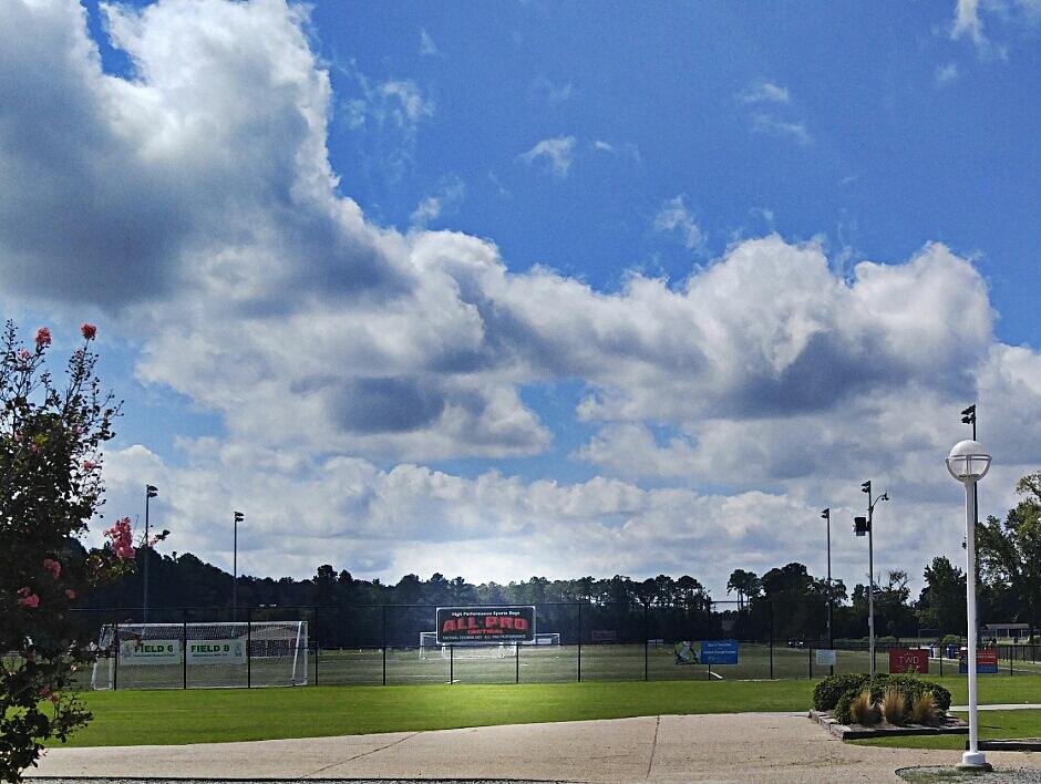 AllProTactical's tweet photo. Beautiful day at the Complex! #proudsponsor #virginiabeach #soccercomplex #soccer #tacticaltechnology #AllPro #Performance #gearbags https://t.co/ZXNMr7Qwqc