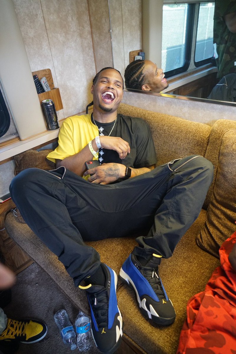 XavierWulf tweet picture
