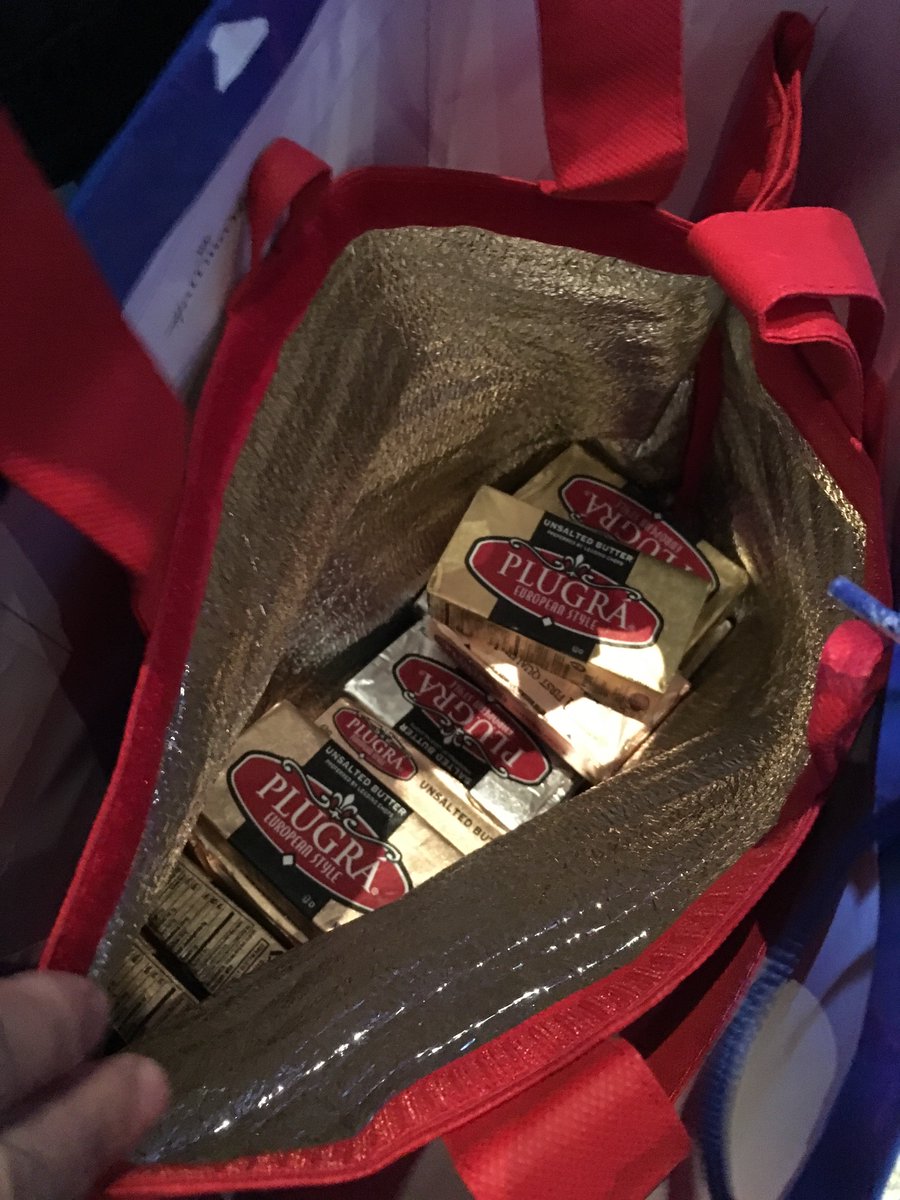 LesDamesSAT's tweet photo. Outgoing VP of Membership, Naylene Dillingham...receiving a gift of Butter!  Thank you Naylene for your terrific service!!! https://t.co/L5TnfW7hLu