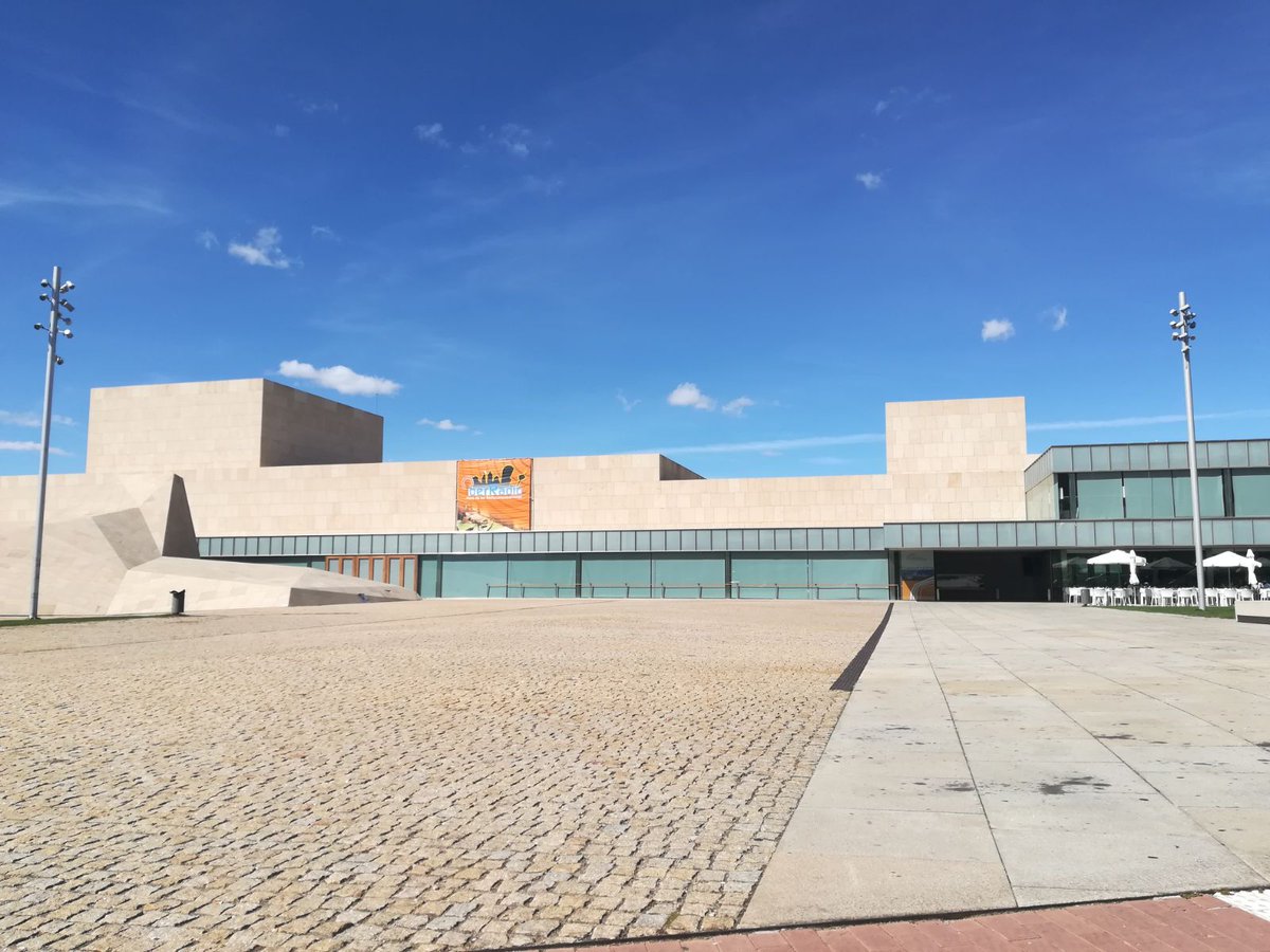Desde ayer ya estamos visibles en la ciudad de Ávila... os estamos esperando <a href="/iberradio/">IberRadio</a> <a href="/ure_es/">Unión de Radioaficionados Españoles</a>