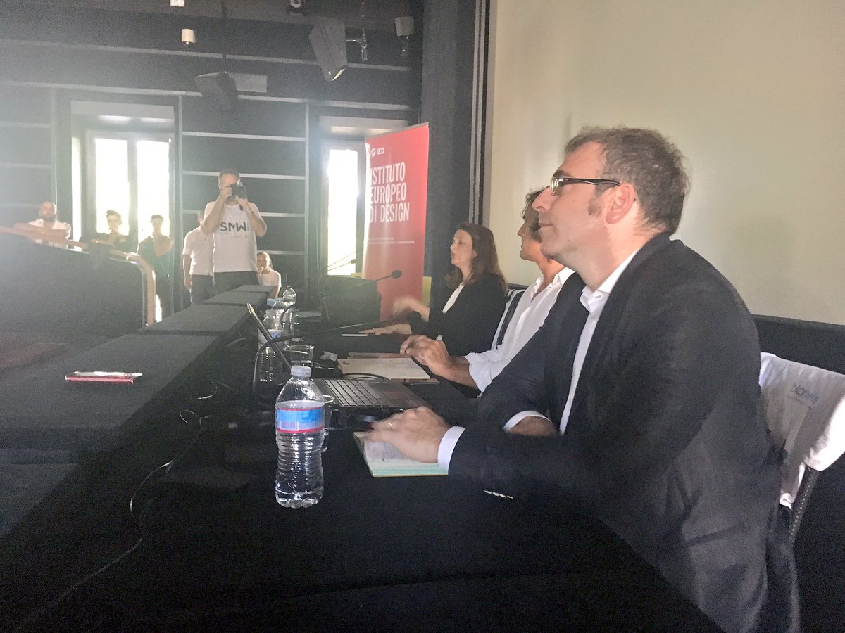 Andrea Gaboardi di <a href="/CartaSi/">CartaSi</a> parla di E-Commerce. Bisogna permettere ai merchant di rispondere alle esigenze dei clienti. #SMWRME