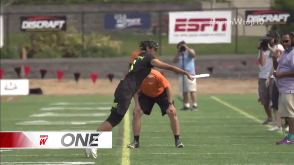 🙌🙌 <a href="/100percentBS/">Brute Squad Ultimate</a> <a href="/cl00ds/">claudia</a>' amazing catch at #USAUPRO Championships is ranked #1 on <a href="/espnW/">espnW</a>'s Top 10!! Watch it here:espn.com/espnw/video/20….
