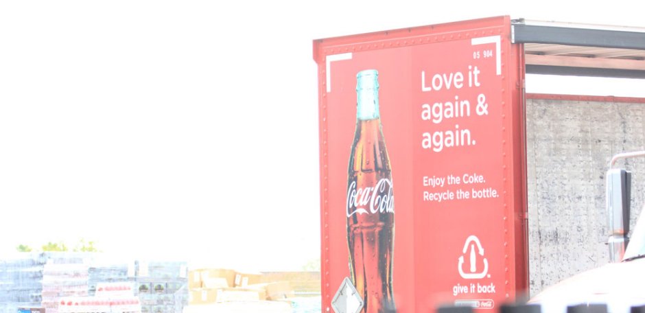 The Coca-Cola Foundation pledges $1MM to #HurricaneIrma #relief efforts in the southeastern U.S. and the Caribbean: CokeURL.com/2asmd