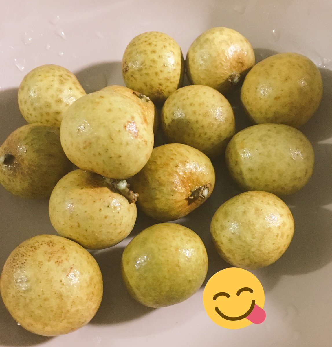 eeljuaeryung's tweet photo. Fresh #longans sweet n juicy Yums! ๐๐๐ป๐๐ป๐ no emoji ๐ https://t.co/KxFv0oBn1Y