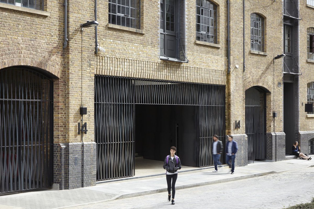 exigere's tweet photo. Looking forward to @RetrofitAwards tonight. Good luck All!
@dugganmorrisarc #Loom
@squirepartners #GreencoatPlace
@BGYArchitects #ChamberSt https://t.co/iW2ydctLgh