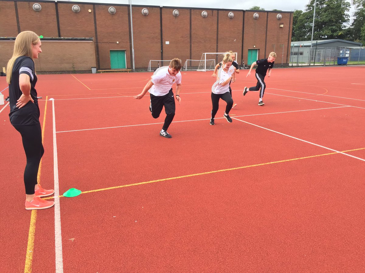 ESSP16's tweet image. Some photos from the PE apprentice induction week