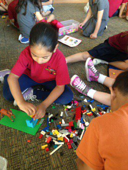 reyeslibrary's tweet photo. First Kinder Lego time in the library! https://t.co/UZbW1OUpmE