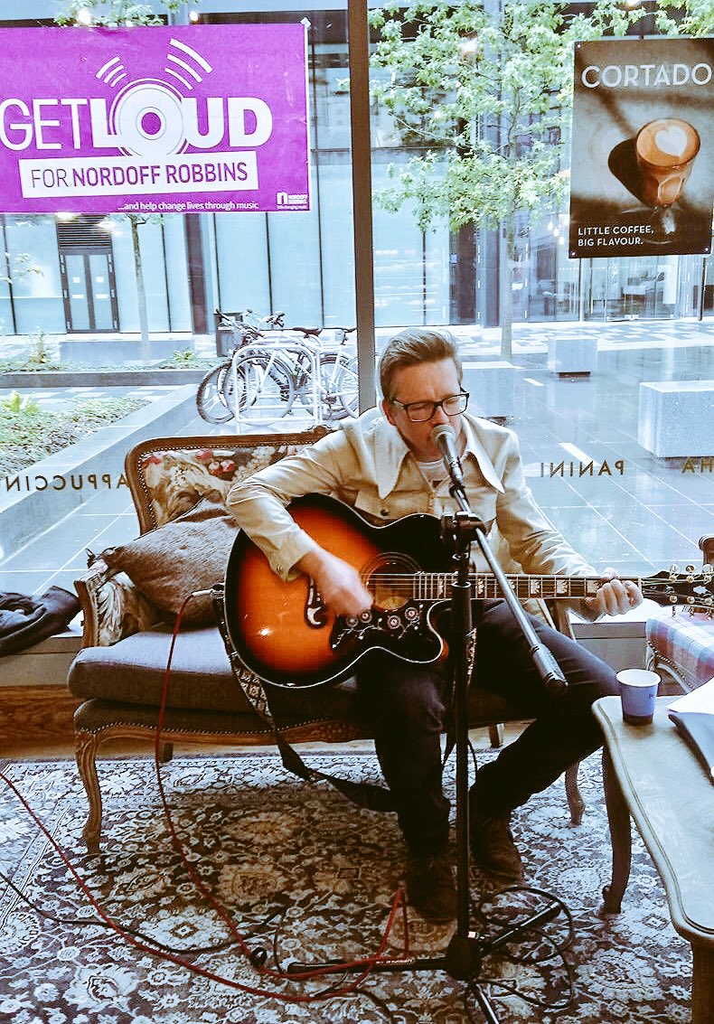 JayScally's tweet photo. Cheers Kriszta &amp; staff @Caffè Nero Lister Square Edinburgh &amp; John from Nordoff for dropping 
#NordoffRobbins/CaffeNero
#GetLoud
#CafeSession https://t.co/lLg7JJgI0w