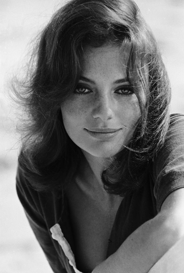 Happy birthday Jacqueline Bisset !!! 