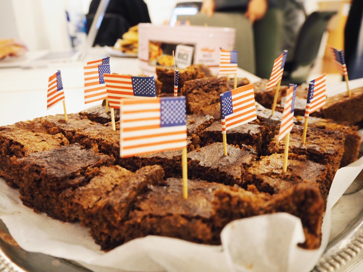 KSGelevkar's tweet image. WOW! alla biljetter slutsålda på under två timmar! VÄLKOMNA IN I KÅREN ALLA NYA ETTOR! ✨✨✨ #elevkår