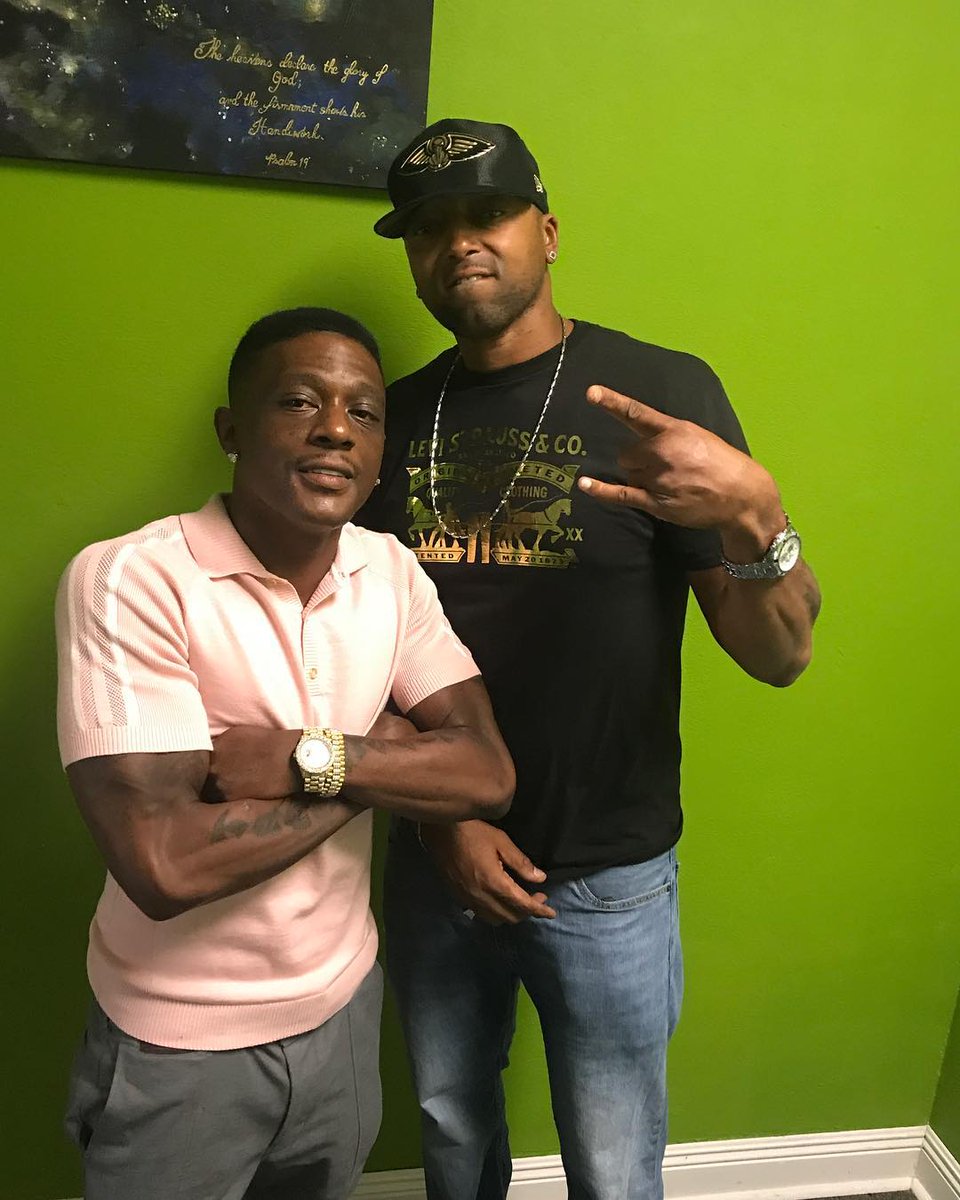 HipHopStaff's tweet photo. @thadd17_marks & @BOOSIEOFFICIAL getting ready to release a southern banger entitled #ThrowABrick 10/20/17 @XXL https://t.co/fpcDscRcyp