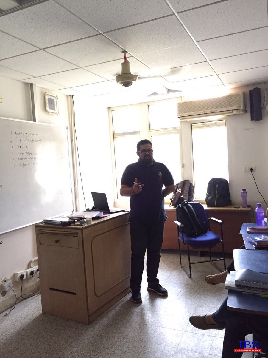 gurgaonibs's tweet photo. Informational lecture delivered by Mr.Amit Ghai, HR Manager, Genpact Philippines. @ibsgurgaon #knowledgeiswealth https://t.co/tzvCYY2YZe