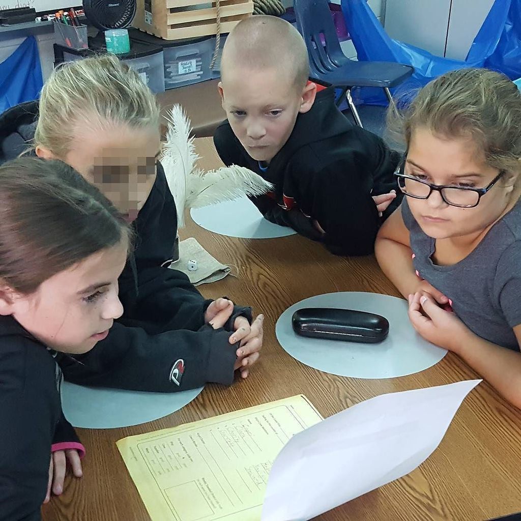 STEMismyJAM's tweet photo. Deciding whether to accept Spain's Royal Charter or try for Portugal... #4thgradeexplorers https://t.co/INbolGveC9