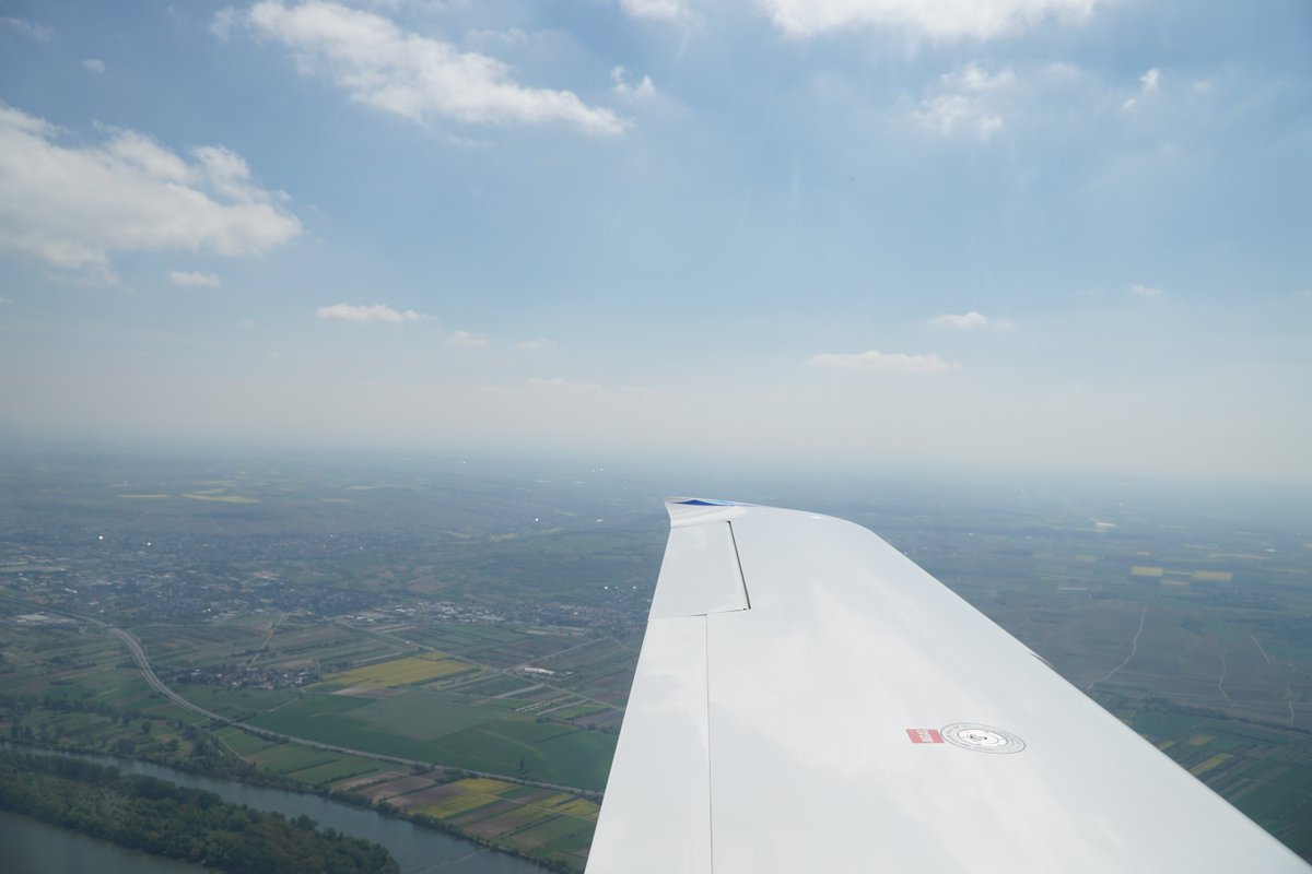 Wingly_UK's tweet photo. Sunday #funfact : there isn't a sunday without ☀️ #avgeek #flightshare #SundayFunday https://t.co/zzpEYLoHyW