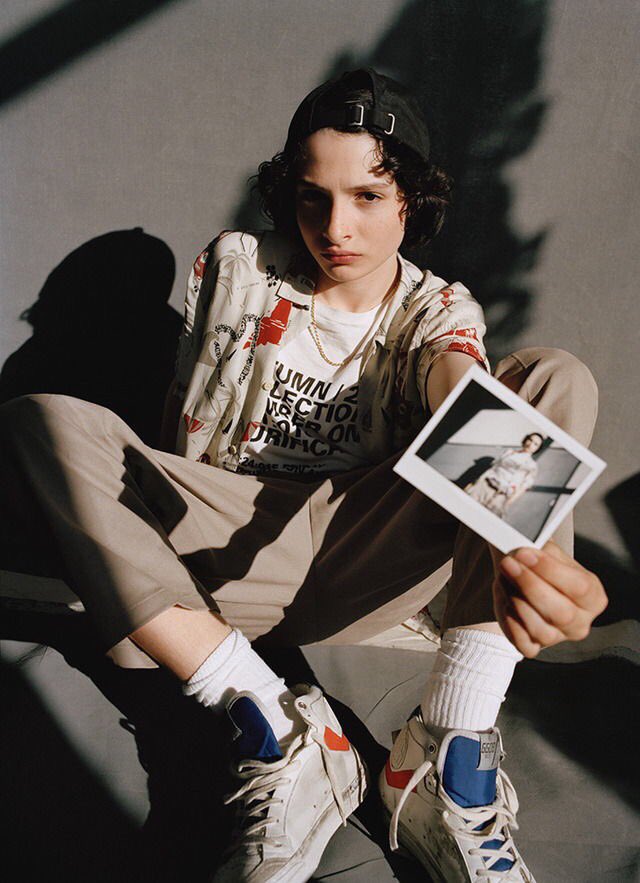 MusicFanatic675's tweet photo. @FinnSkata *Nickle back starts playing* LOOK AT THIS PHOTOGRAPH!! https://t.co/DnlDbgStmt