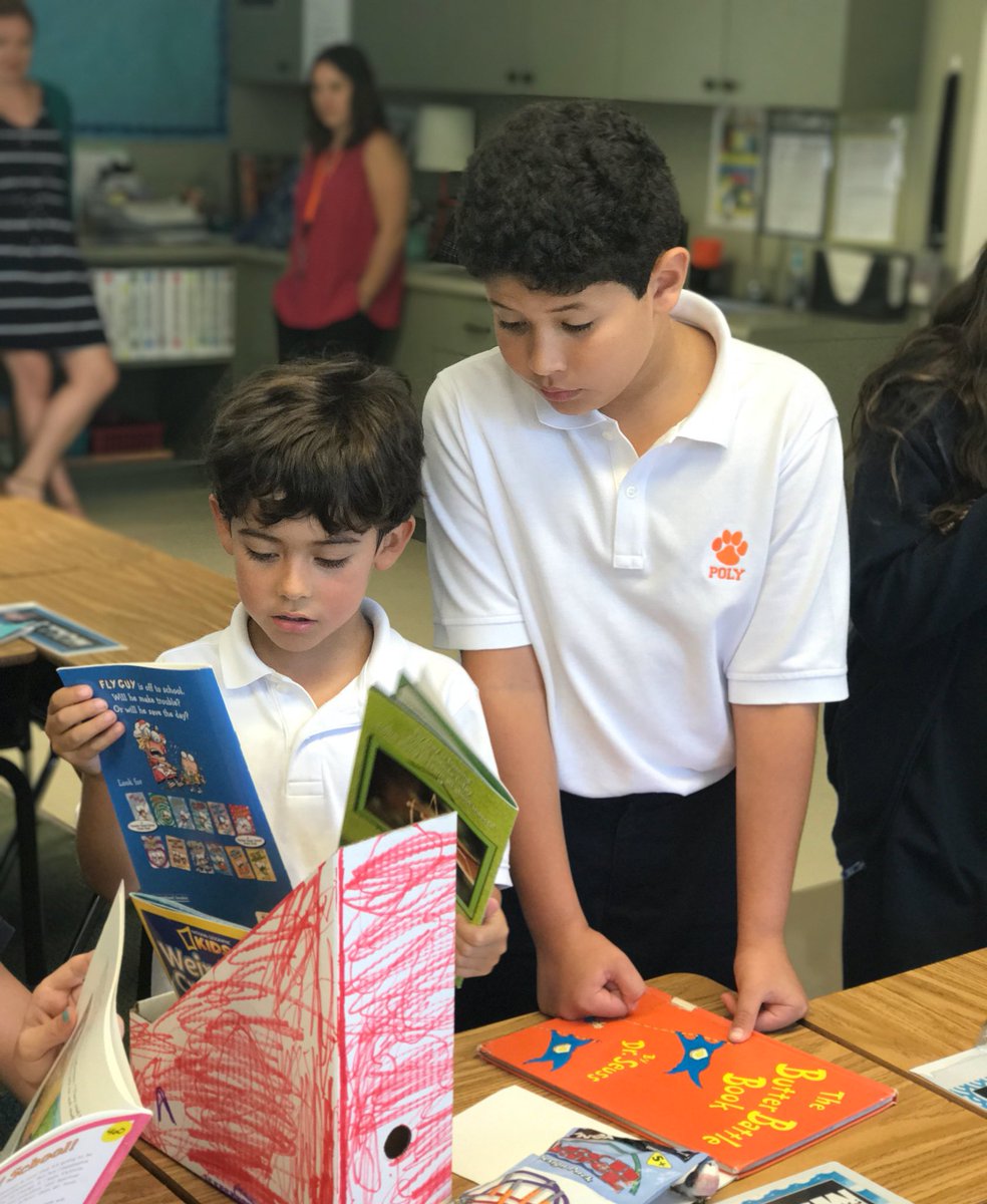 mrs_siegel_poly's tweet photo. We loved meeting our 5th grade buddies today! #polyconnects https://t.co/KiA2mHaSlu