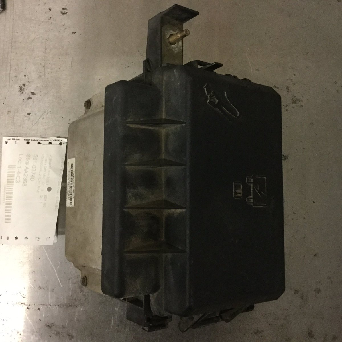 TriStateAutoSal's tweet image. 2006 Chrysler 300, fuse box and body control module.
ebay.com/itm/2324875574…