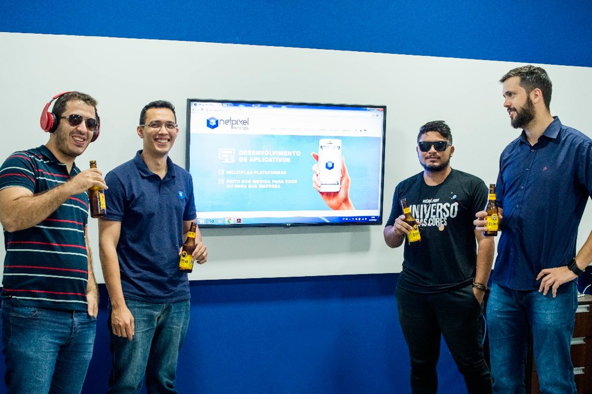 netpixeltec's tweet photo. Sextouuuuuu! 🍻👏🏼👏🏼
Ops é quarta-feira, mas é o dia do programador, então merecemos!
#netpixel #diadoprogramador #cuiaba https://t.co/cdSsUwR9qx