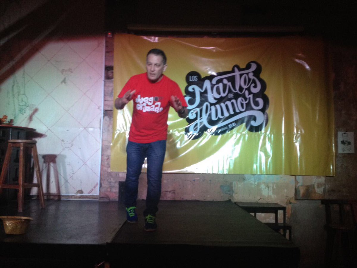 lfzafra's tweet photo. Cuando haces Impro, los Martes también son de Humor. #Impro #ImproParaLaVida #ComplotImpro https://t.co/vGDi7hx5xn