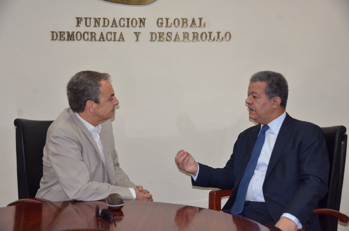 Albergo la esperanza de que los esfuerzos, sin importar su origen, conduzcan a una salida pacífica e institucional a la crisis en Venezuela.