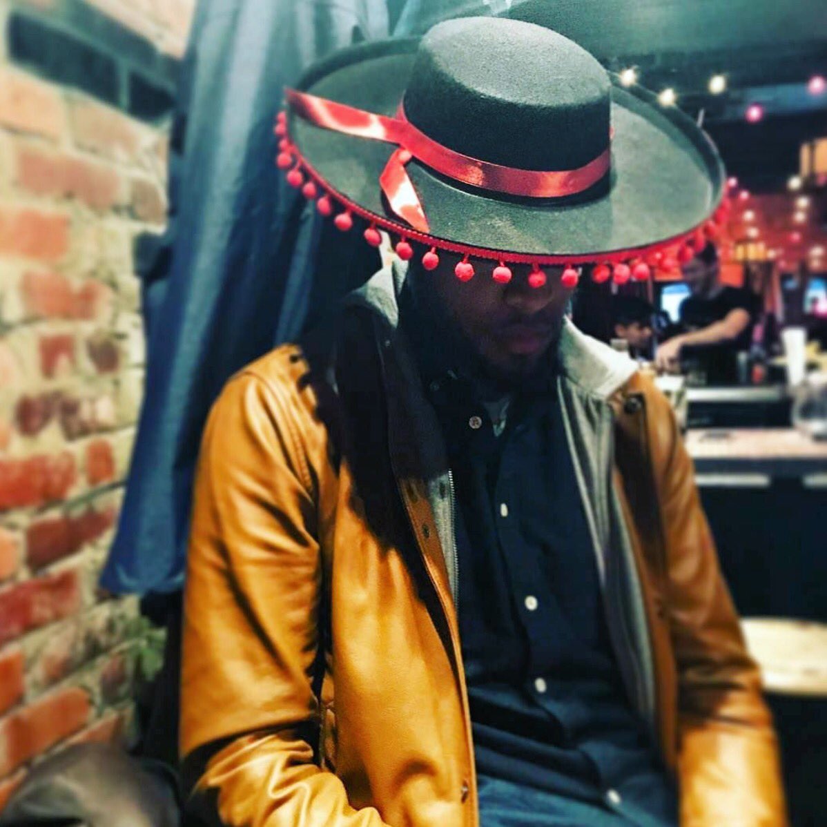 No lame caption necessary when you're stuntin like this. 

@_cameronaw #TooMuchSauce.