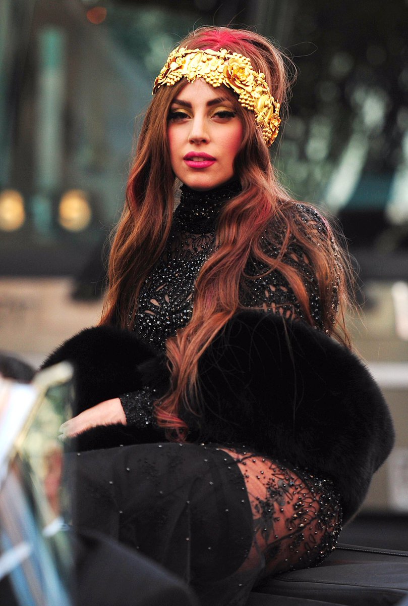 Gagathrowbacks's tweet photo. Lady Gaga at the FAME Launch Event in NYC (Sept. 13) 2012 #Throwback https://t.co/nRe1SwwZpq