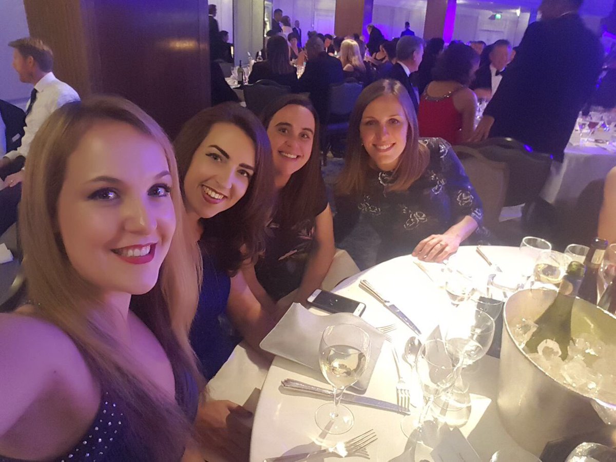 ktbolin4's tweet photo. at the #CIPSSMAwards with these lovely @innocent ladies. 🤞🏻we win tonight

#wheresjoe #nobodyputsinnocentinthecorner #table104islowonwine https://t.co/C3ScgTIGlV