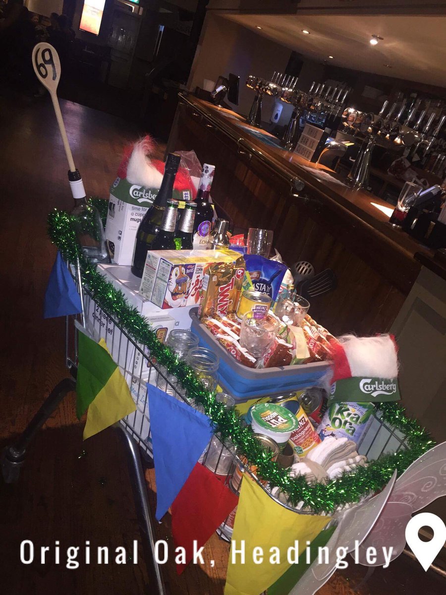 #LeedsFreshers! Get yourselves down to The Original Oak for a chance to win our trolley full of prizes!