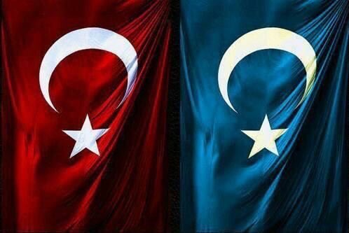 Bu Kerkük'ten su geçer
Aşıhlar onnan içer
Bir yâr vefasız olsa
Sevdiğinnen vazgeçer 

#KerkükAnkaradır