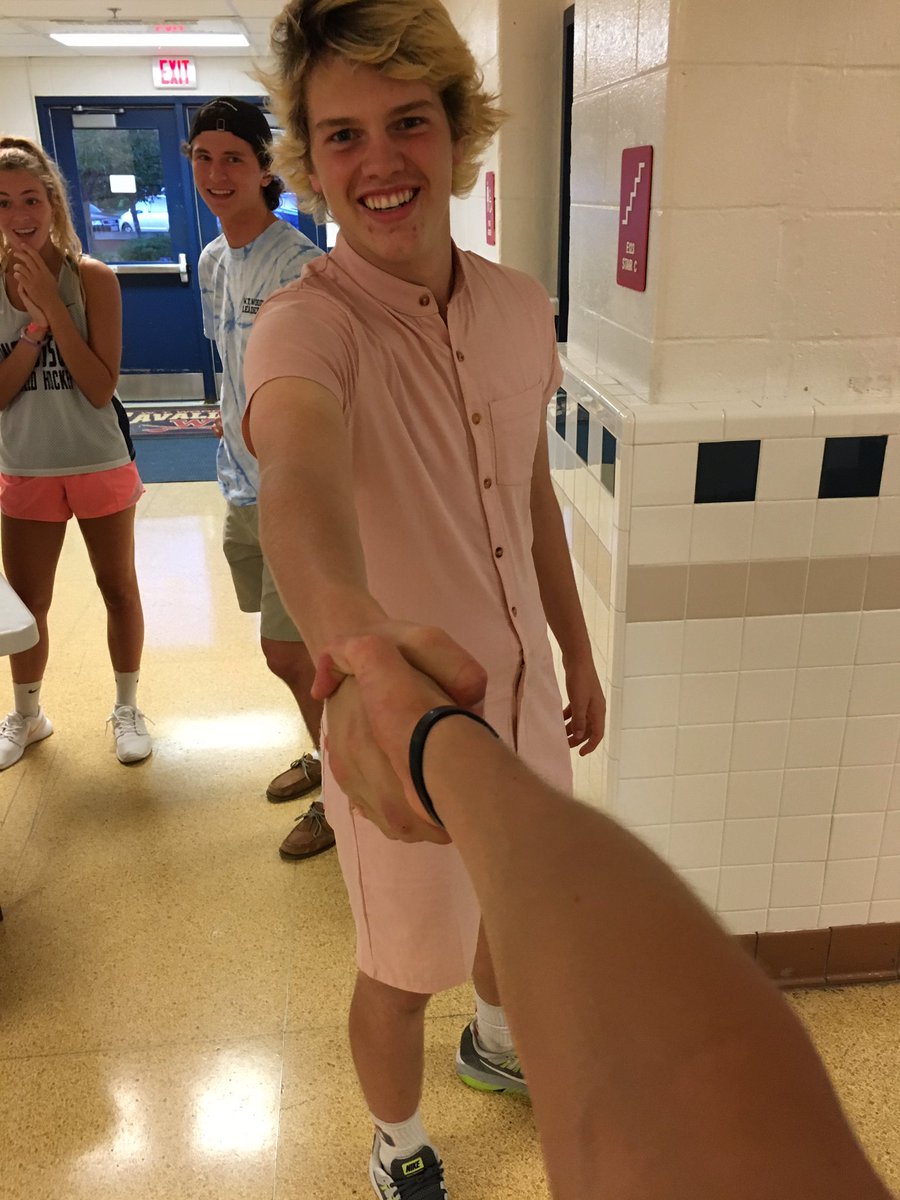 JLeech8's tweet image. 75 rts and Keith wears the romphim for a week