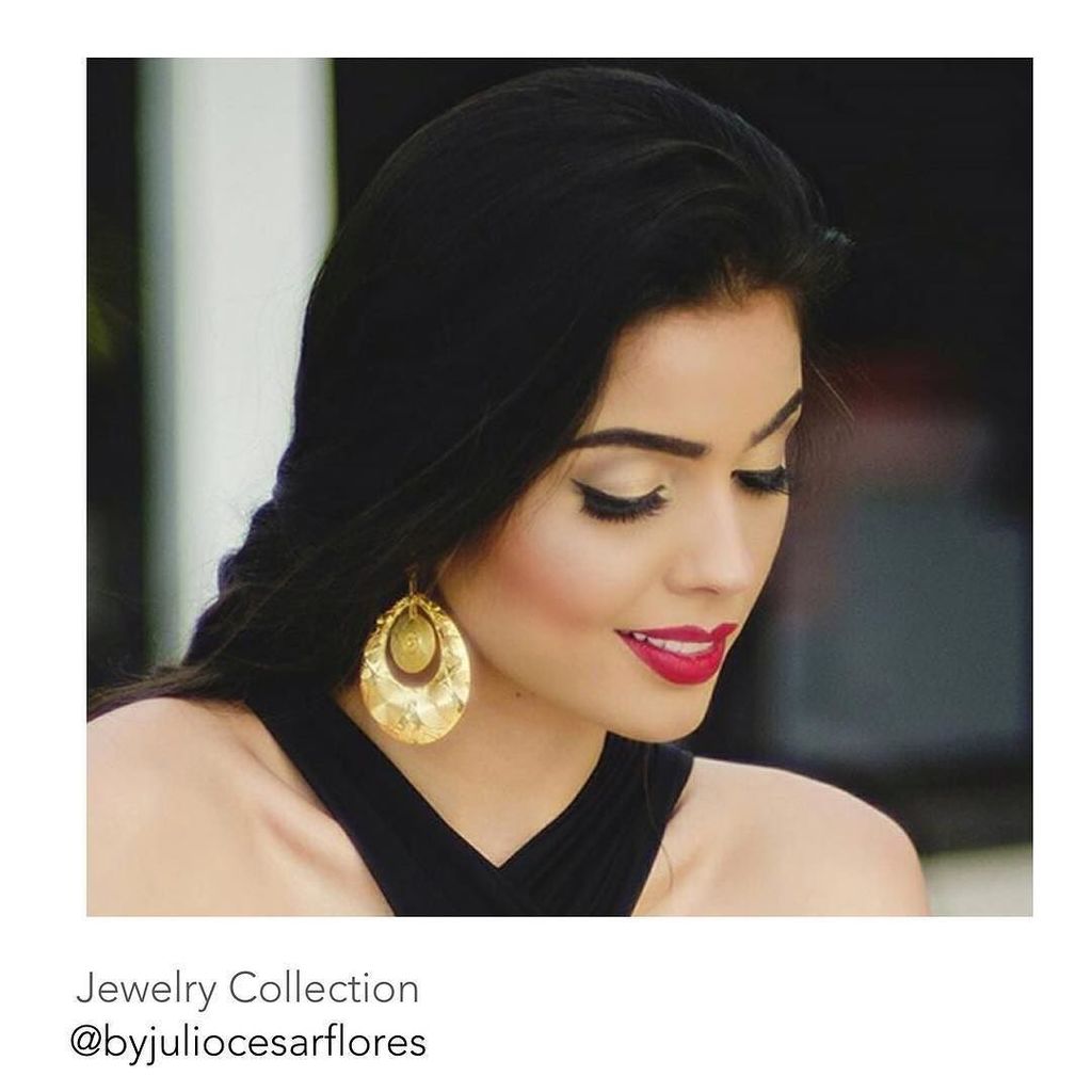 MModaIntl's tweet photo. @byjuliocesarflores ✨ LUXURY COLLECTION
-
#DirectorioMModa #Fashion #jewelry #Venezuela #ootd #look #style #earrin… https://t.co/cnb6t80V9y https://t.co/KDNfyGa3vV