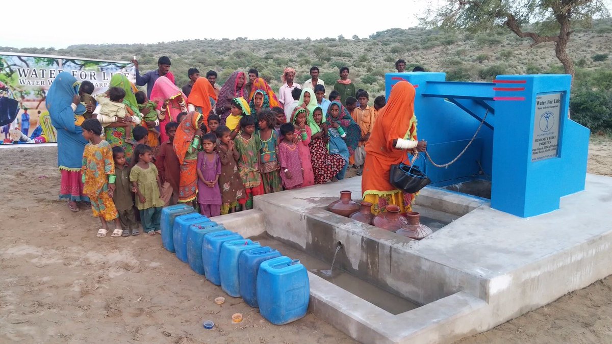 HumanityFirstUK's tweet photo. Pastoral communities in Tharparkar #Pakistan now have local access to #water for drinking and grazing animals https://t.co/L3WniMvrO9