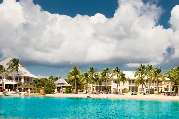 budgetcayman's tweet photo. When a tired mind thinks #Vacation #GrandCayman 😉 https://t.co/ehCP3s5oM8