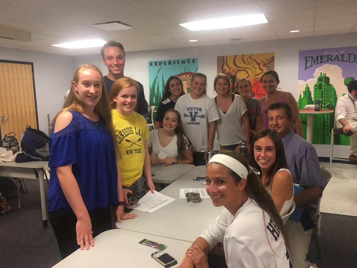 VictorSeniorHS's tweet image. Student Council prepping for Homecoming week!@victorstudents @VCSClassOf2018 @VCS2019 @VictorSchools