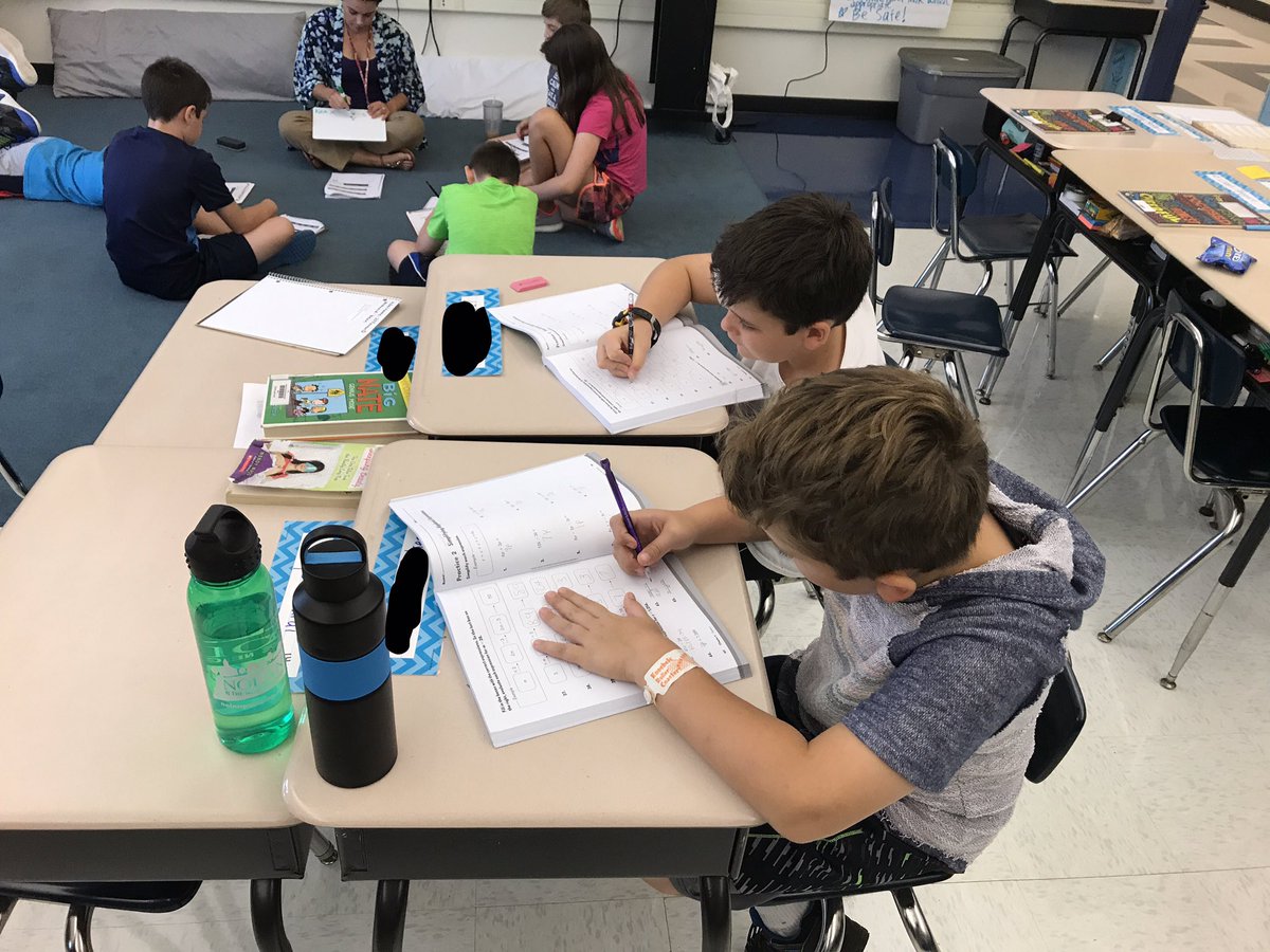 MsCapMES's tweet photo. Math workshop in full swing! Love the amazing work we get accomplished via guided math, seatwork, and games stations! #mastersofmath #MIF https://t.co/XYJm0cQpUR