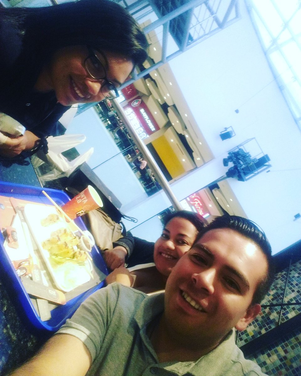 gatomub's tweet photo. Sushiii 🍱 https://t.co/fy7idDZtFY