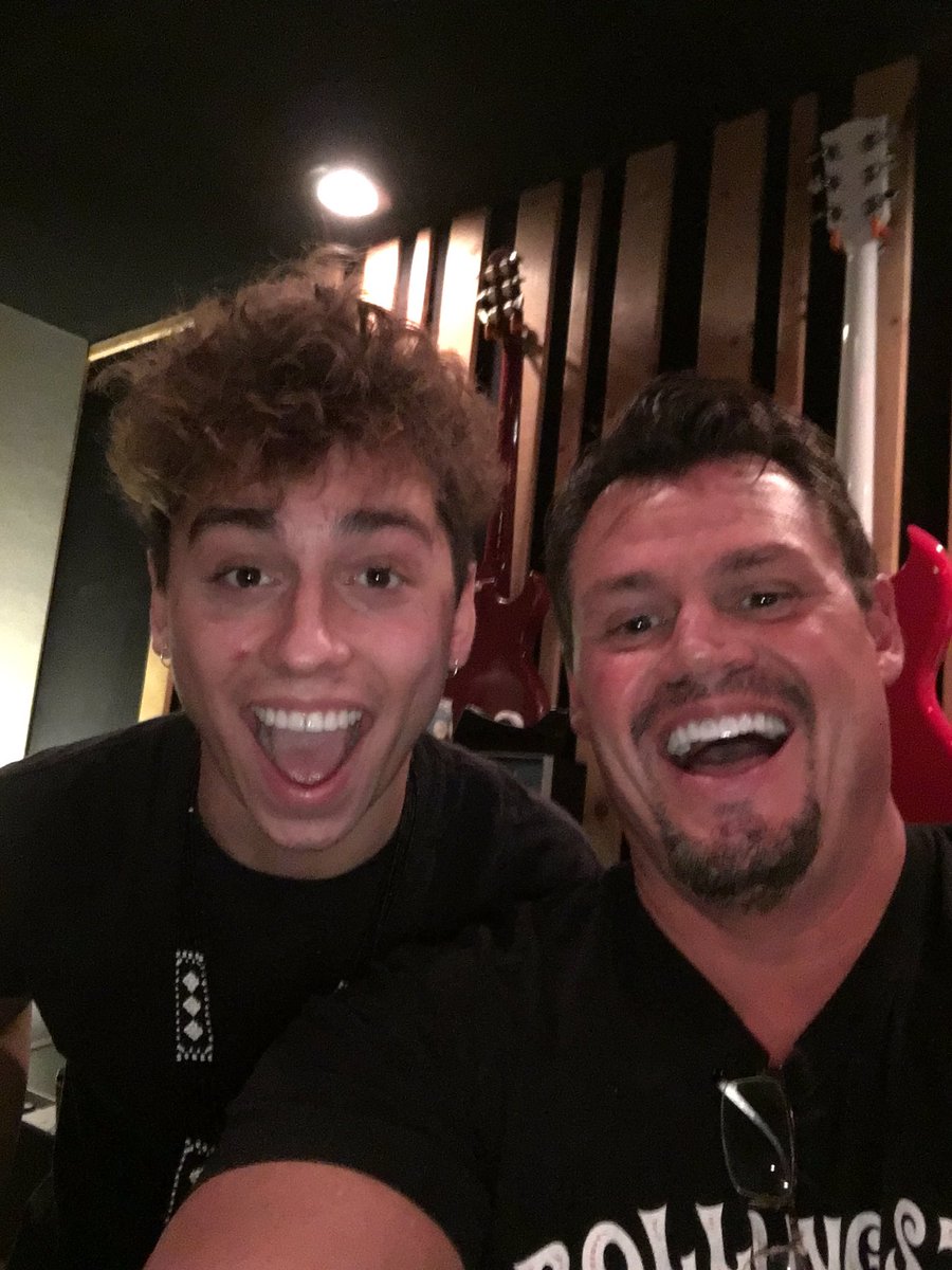 Lotz2Do on Twitter: "At Rust Belt with Greta Van Fleet ...