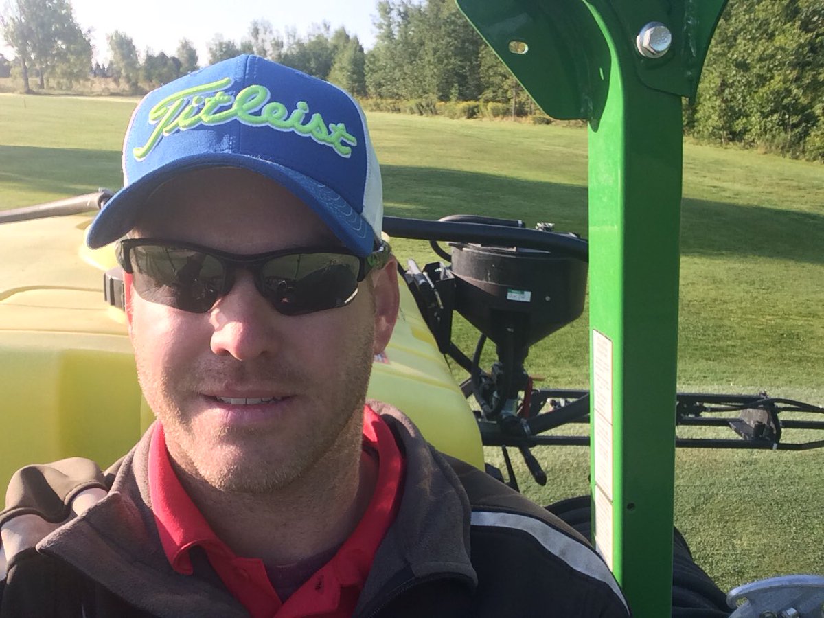 Yorke88's tweet photo. Some revolution going down before a nice night flush with the irrigation tonite #fast&firm. #summersfinallyhere https://t.co/4LioWnYdEZ