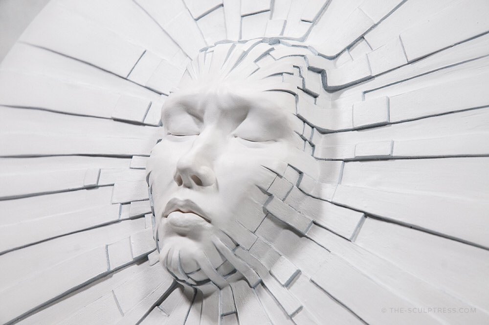 Niinui's tweet photo. "Elegy" – changing course a little, focusing on my personal work in combination with my poetry.

#sculpture #art #elegy #poetry https://t.co/SoQxVCfFlU