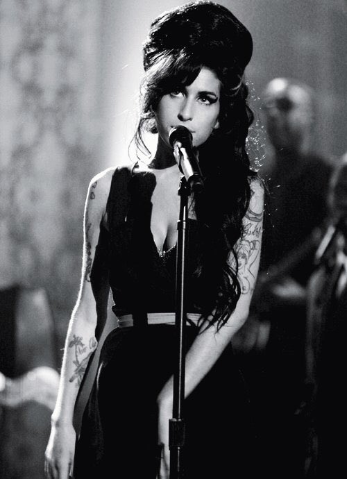 Happy Birthday my Queen, Amy Winehouse    You are still going back to black 