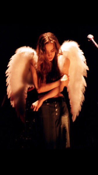 Happy bday to the beautiful angel[virgo] fiona apple 