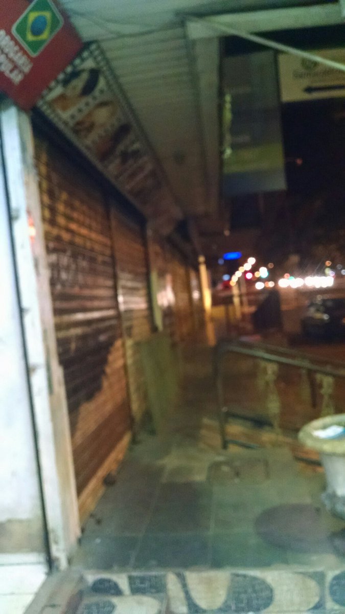 Boa noite (@ D'Luxos w/ @eucrenio <a href="/paulossfjr2/">Paulo Sergio Sibaldeli Fonseca Jr</a> @balmeidas87 <a href="/pamela_sm10/">Pamela #TimBeta(SDV)</a>) swarmapp.com/c/7dIaWNxkufz