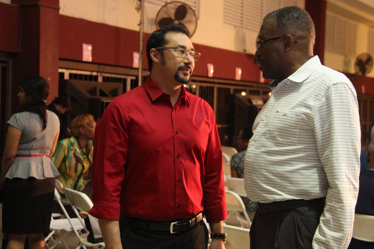 newsgovtt's tweet image. #Conversing Minister Young and Minister Dillon arrive for the #ConversationsWithPM2017 St Augustine edition.