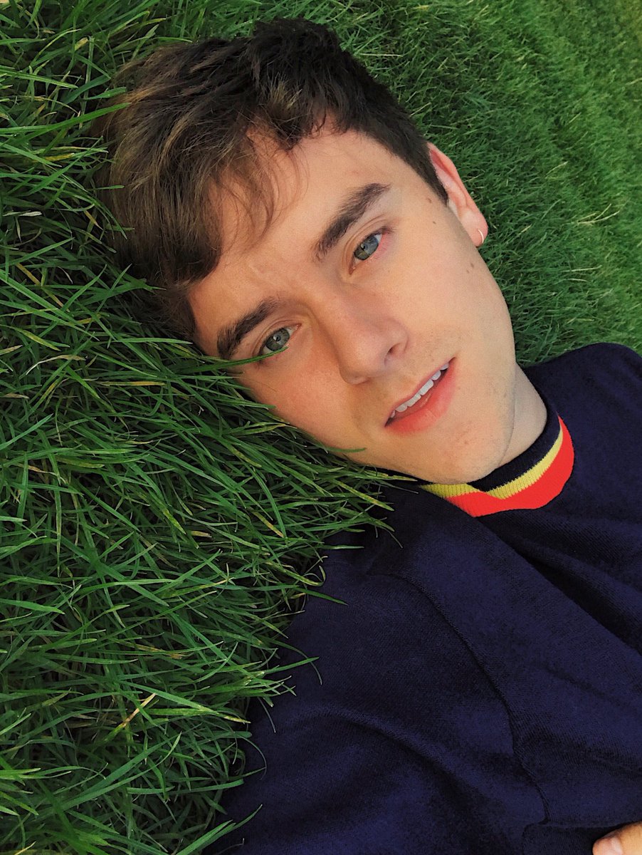 connorfranta's tweet image. i guess 25 is pretty alright